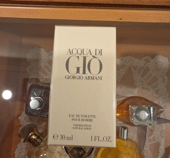 Giorgio Armani Other - Men's Fragrance Box